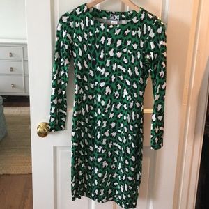 Diane von Furstenberg 100% Silk Leopard Dress